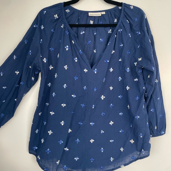 Roller Rabbit Tops - Roller Rabbit Navy and White Floral Blouse